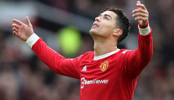 Cristiano Ronaldo ist offenbar nach seiner Nichtnominierung beim Manchester-Derby kurzfristig nach Portugal abgereist.