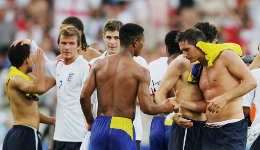 Fußball, WM 2006, Italien, Ghana, England, Ecuador, Ukraine, Declan Hill, Lim, Beckham, Lampard, Gerrard, Ferdinand