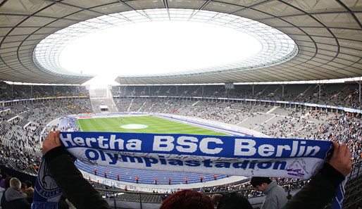 Das Olympiastadion in Berlin bietet Platz für über 74.000 Zuschauer