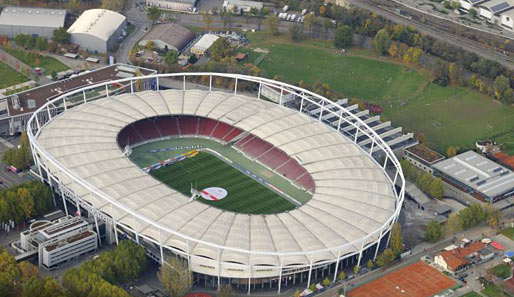 Die Spielstätte des VfB Stuttgart wurde 2008 von Gottlieb-Daimler-Stadion in Mercedes-Benz-Arena umbenannt