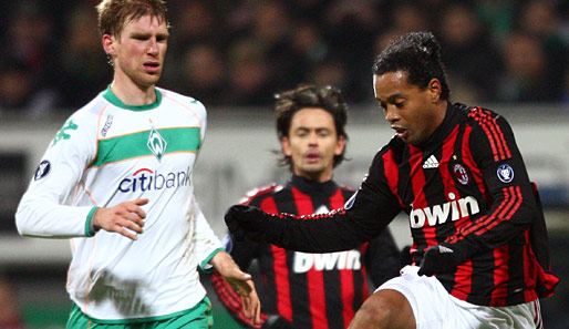 Per Mertesacker und Co. wollen gegen Ronaldinho und den AC Mailand überraschen