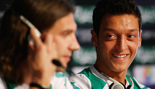 Werder Bremens Torsten Frings glaubt, dass Mesut Özil Spielmacher Diego ersetzen kann