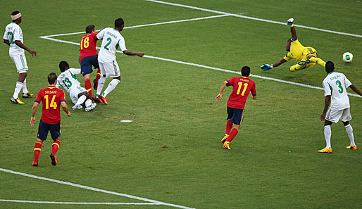 Jordi Alba erzielt hier das 1:0 für Spanien gegen Nigeria