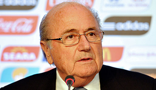 FIFA-Präsident Sepp Blatter ist von der neuen Torlinien-Technologie überzeugt