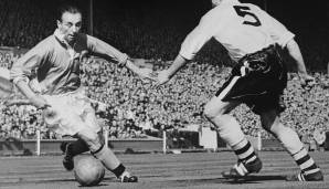 Platz 12: Sir Stanley Matthews gilt in England noch heute als einer der besten Spieler aller Zeiten. Seine aktive Karriere dauerte insgesamt 35 Jahre, bei der WM 1954 war er beim Viertelfinal-Aus gegen Uruguay 39 Jahre, vier Monate und 25 Tage alt.