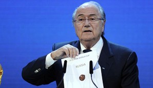 Neben der Sperre musste Joseph Blatter eine Geldstrafe von 50.000 Schweizer Franken zahlen