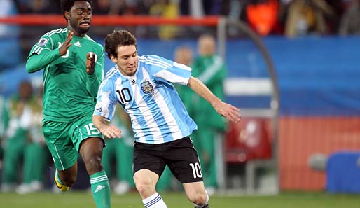 Auch gegen Griechenland will Lionel Messi (r.) zu Höchstform auflaufen