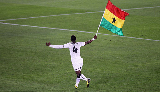 John Paintsil feiert den 1:0-Sieg Ghanas über Serbien