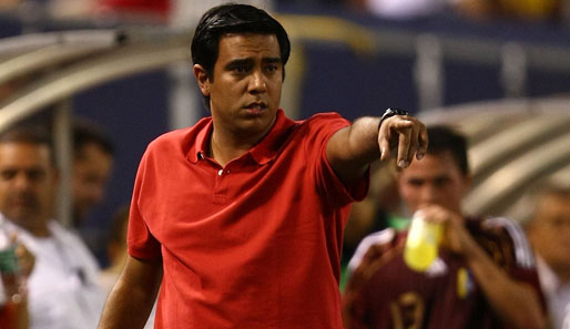 Venezuelas-Nationaltrainer Cesar Farias schickte Yohandry Orozco zurück nach Wolfsburg