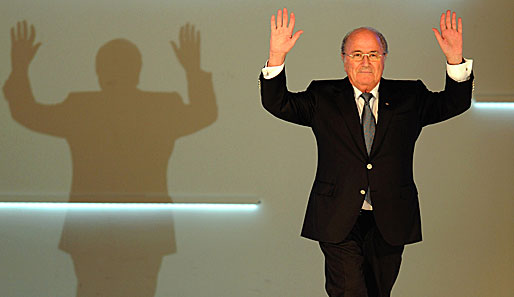 FIFA-Boss Joseph Blatter stellt für die WM 2014 neue Technologien in Aussicht