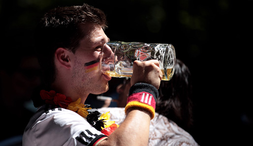 Die Fans wird es freuen: Während der WM 2014 in Brasilien darf wohl Alkohol ausgeschenkt werden