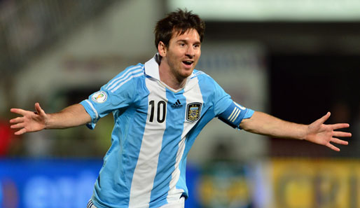 Lionel Messi steht kurz davor in der Torschützenliste Argentiniens mit Maradona gleich zu ziehen
