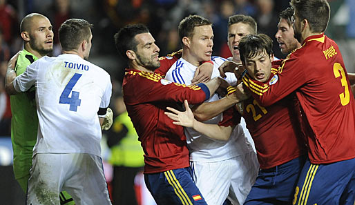 Spanien kam gegen Finnland nur zu einem 1:1 und belegt nun Platz 2 in der Gruppe I
