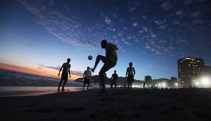 Die Weltmeisterschaft in Brasilien lässt nur noch acht Monate auf sich warten