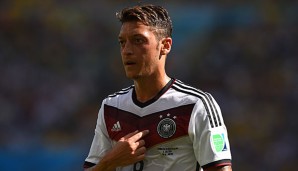 Mesut Özil muss heftige Kritik von SKistar Neureuther einstecken