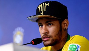 Neymar drückt für das Finale Lionel Messi die Daumen - das verriet er auf einer PK