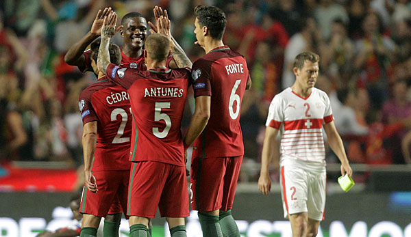 Portugal hat sich am letzten Spieltag der Qualifikation die WM-Teilnahme gesichert