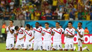 5. Costa Rica - Bilanz: 1:1. 2014 5:3 gegen Griechenland (AF), 2014 3:4 gegen Niederlande (VF). Foto: Bryan Ruiz und Co. beten, Navas hält gegen Griechenlands Gekas.