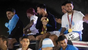 Lionel Messi feierte mit Tausenden Fans in Buenos Aires den WM-Titel.