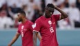 Katar präsentiert sich beim Eröffnungsspiel kopflos und verliert gegen Ecuador verdient mit 0:2. SPOX hat die Netzreaktionen zum Auftakt der WM 2022 gesammelt.
