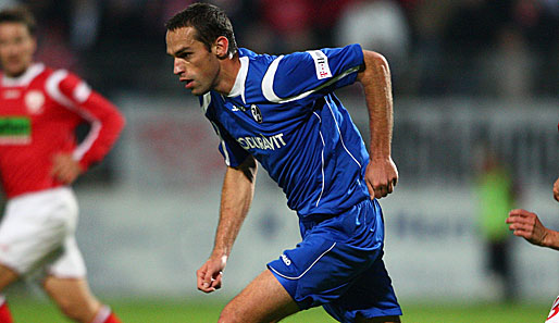 Johannes Flum bleibt dem SC Freiburg bis 2012 treu