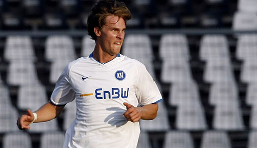 Sebastian Langkamp holte mit dem KSC gegen 1860 München den ersten Saisonsieg