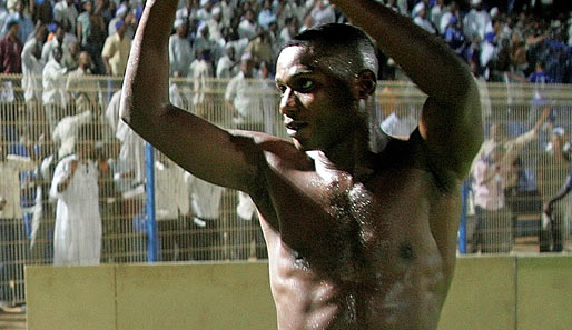 Blaise Lelo Mbele wurde im Sudan mit seinem Verein Double-Sieger