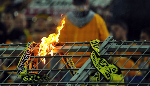 Im DFB-Pokal-Spiel von Dynamo Dresden gegen Borussia Dortmund kam es zu Ausschreitungen