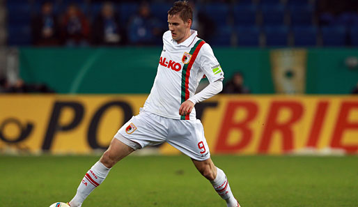 Torsten Oehrl hat seinen Vertrag beim FC Augsburg bis 2014 verlängert