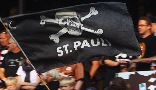 5800 Fans müssen beim Heimspiel des FC St. Pauli gegen den KSC draußen bleiben