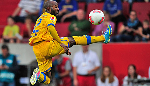 Der 29-jährige Domi Kumbela ist mit seinen 19 Treffern maßgeblich am Aufstieg der Eintracht beteiligt