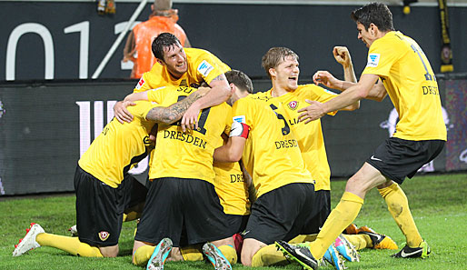 Mit dem Sieg über den VfL Osnabrück ist Dresden knapp in der 2. Liga geblieben