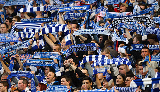 You never walk alone: Die Fans des MSV Duisburg hoffen auf ein gutes Ende