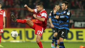 Torsten Mattuschka (l.) trifft gegen den FC St. Pauli besonders gerne