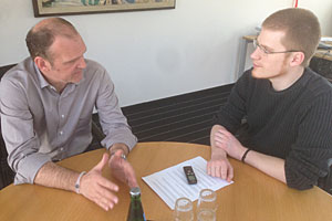 SPOX-Redakteur Jochen Tittmar unterhielt sich mit Jörg Schmadtke in dessen Büro im Kölner Geißbockheim
