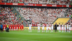 Beim Spiel der Kölner gegen Düsseldorf (Juli 2013) wurde Flohe mit einer Gedenkminute bedacht