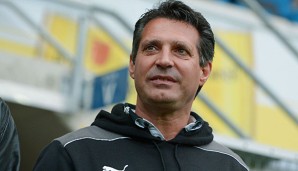 Alois Schwartz unterschreibt beim SV Sandhausen einen Vertrag bis 2016