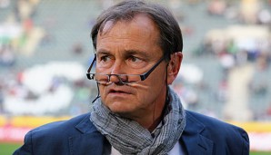 Ewald Lienen soll den FC St. Pauli aus der Abstiegszone führen