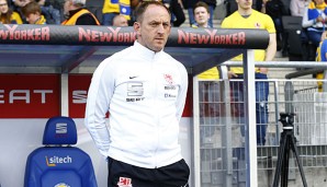 Torsten Lieberknecht will Normalität vor dem Relegationsspiel