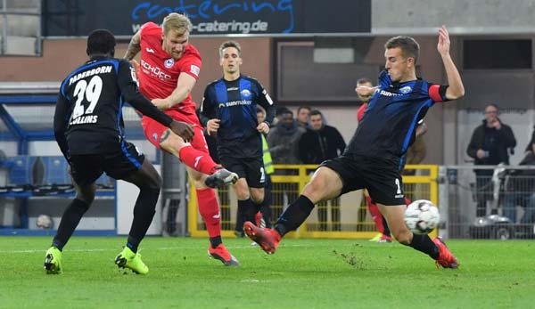Arminia Bielefeld und der SC Paderborn trennten sich 2:2.