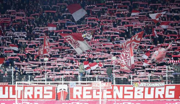 In der Regensburg Arena geht es ohne Fans dieses Wochenende wieder los mit Zweitliga-Fußball.