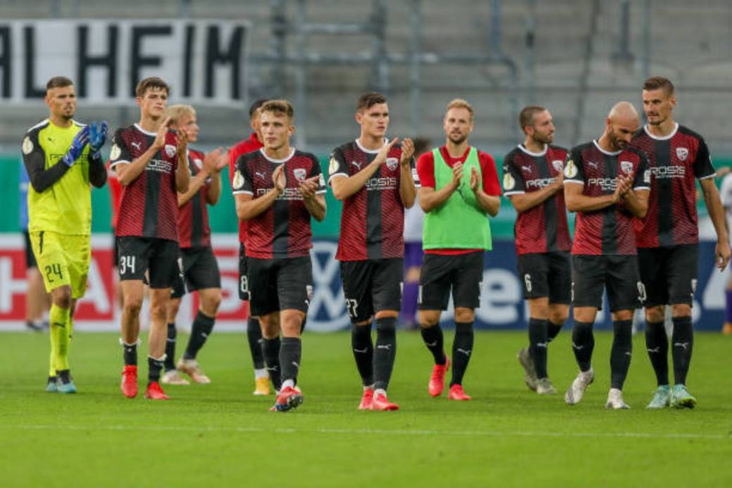 Die "Schanzer" möchten sich nach dem Aufstieg aus 3.Liga in der 2. Bundesliga etablieren.