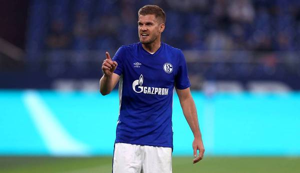 Simon Terodde vom FC Schalke 04 kann heute Rekordtorschütze der 2. Bundesliga werden.