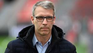 Peter Knäbel und Schalke 04 müssen sparen.