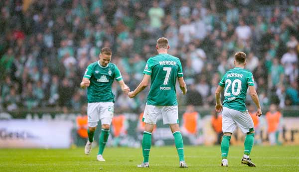 Werder Bremen besiegte Hansa Rostock in der Hinrunde mit 3:0.