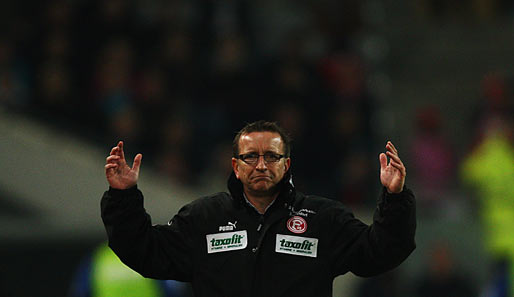 Düsseldorf-Trainer Norbert Meier haderte mit dem Unentschieden in Paderborn
