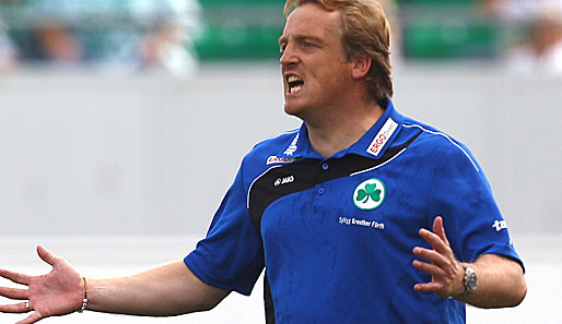 Mike Büskens ist seit Dezember 2009 Trainer der SpVgg Greuther Fürth