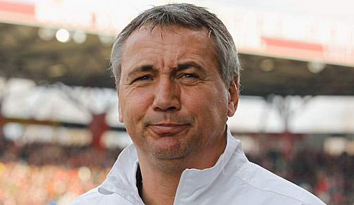 Dresden-Trainer Peter Pacult musste eine weitere Dynamo-Pleite in der zweiten Liga hinnehmen