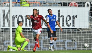 Guido Burgstaller und der 1. FC Nürnberg nehmen drei Punkte aus Bielefeld mit