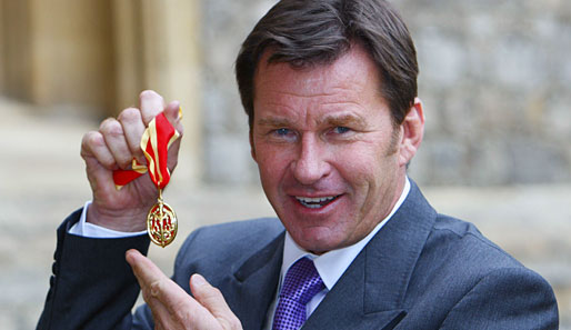 Große Ehre für Nick Faldo: Auf Windsor Castle erhielt er den Ritterschlag von Queen Elisabeth